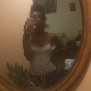 Meet your Posher, Lenaya